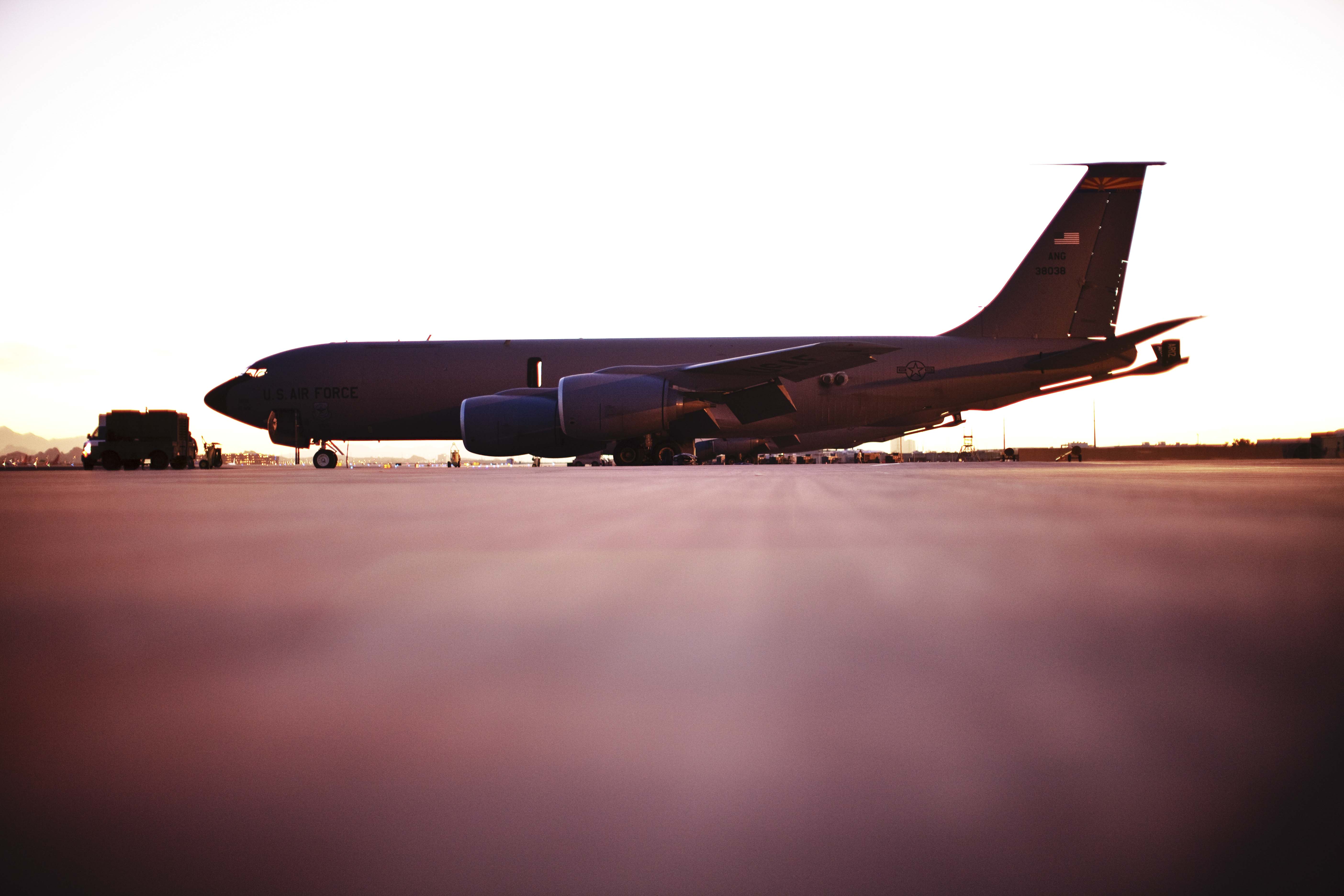 AMplane.JPG